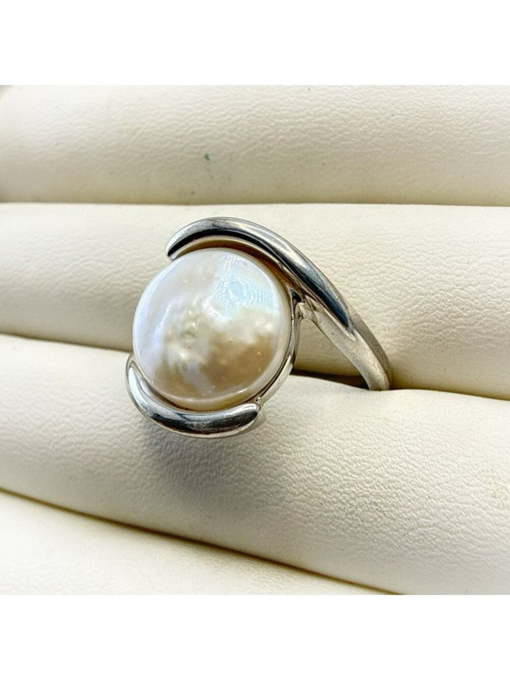 Honora Pearl Ring Sterling Silver 925 sz 9 Modern White Button Sleek Minimalist